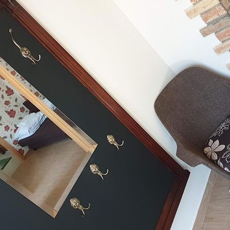 Keller Apartmanok Hajdúszoboszló الغرفة الصورة