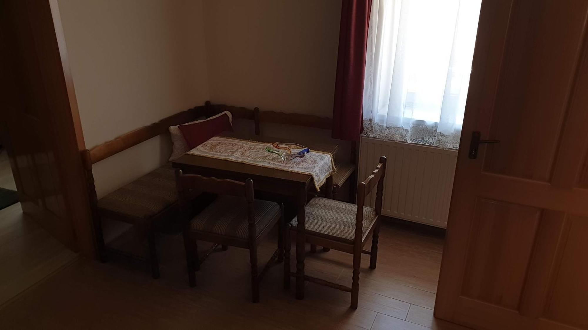 Keller Apartmanok Hajdúszoboszló الغرفة الصورة